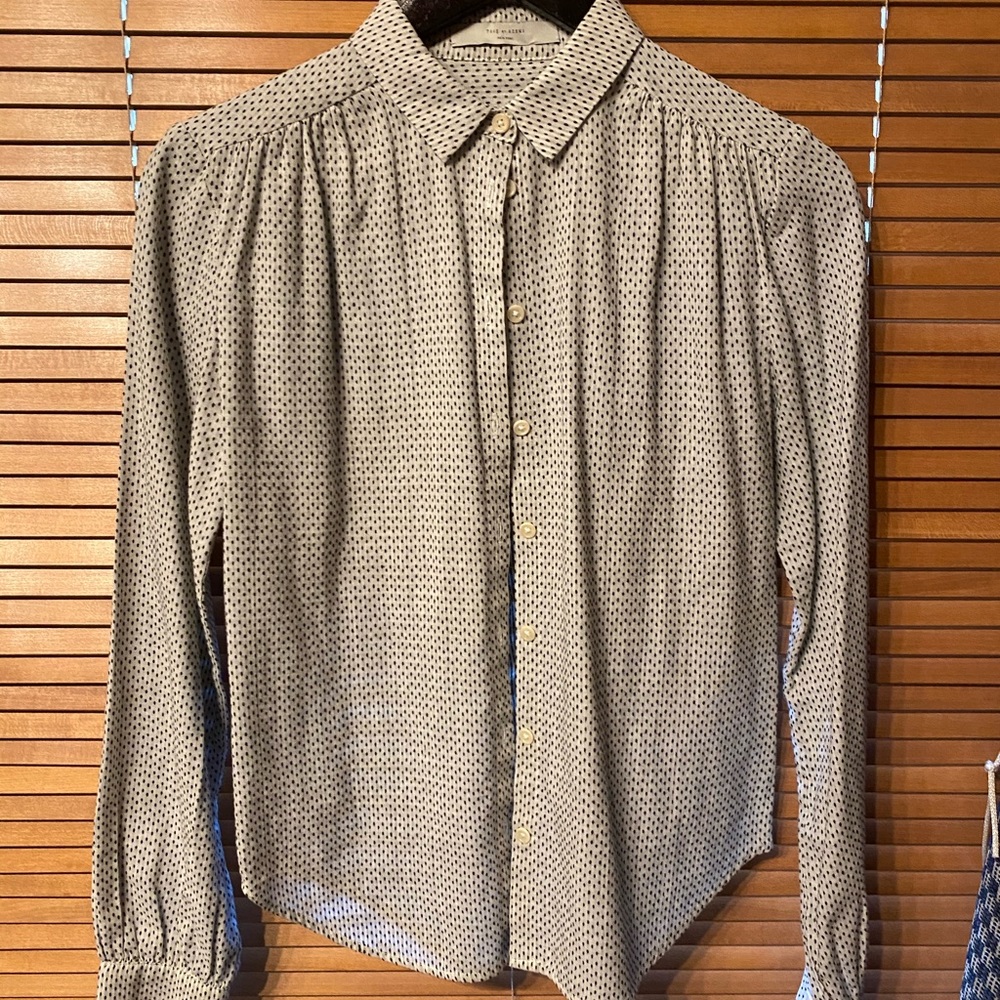 7115 by Szeki blouse